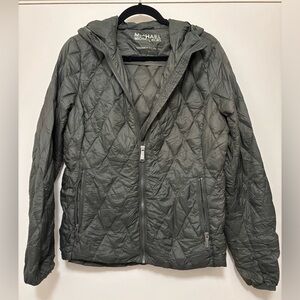 Michael Kors Packable Downfill Jacket with hood, SZ M.  Includes bag.